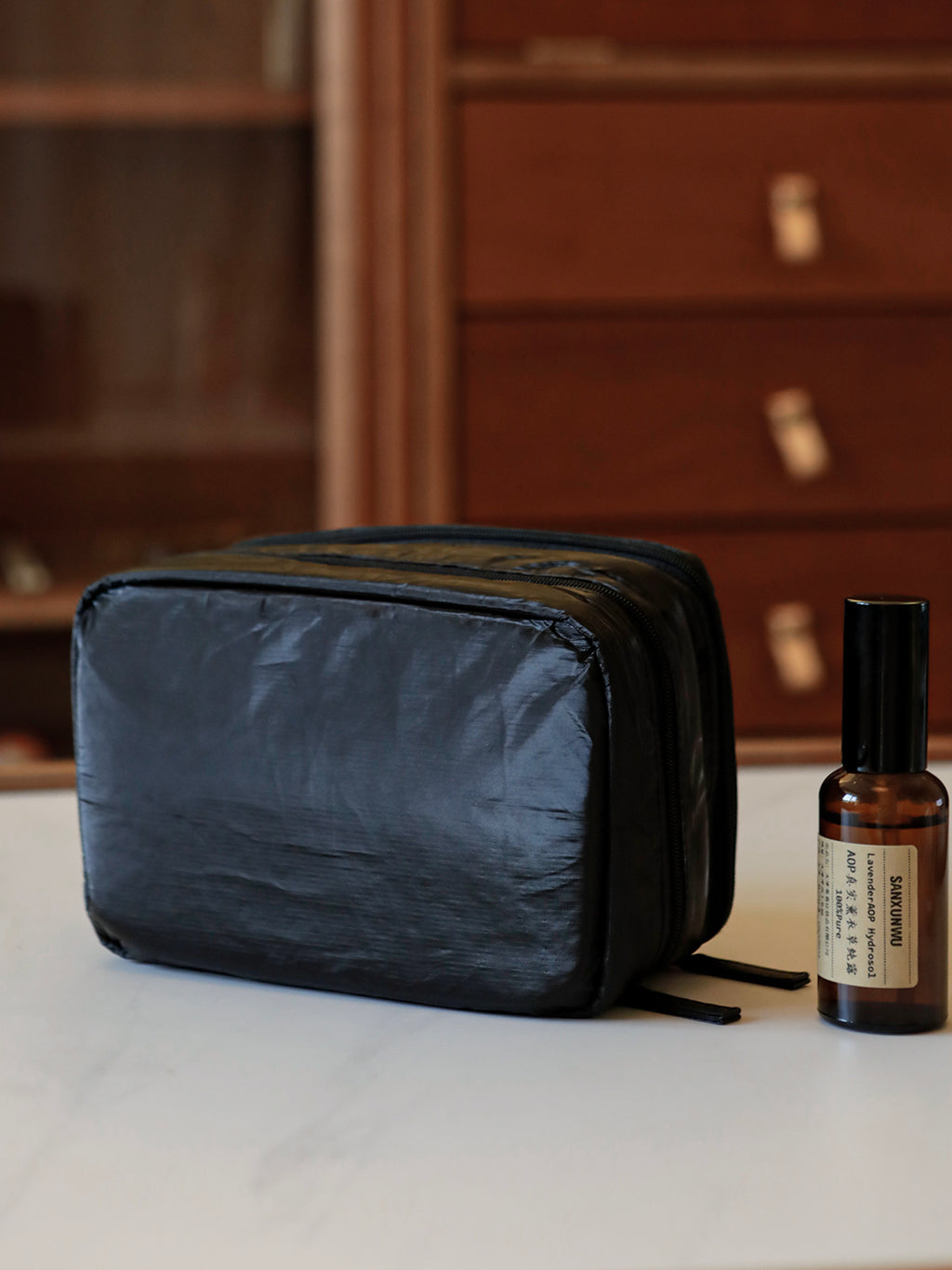 Double-layer Shockproof Tyvek Makeup Bag