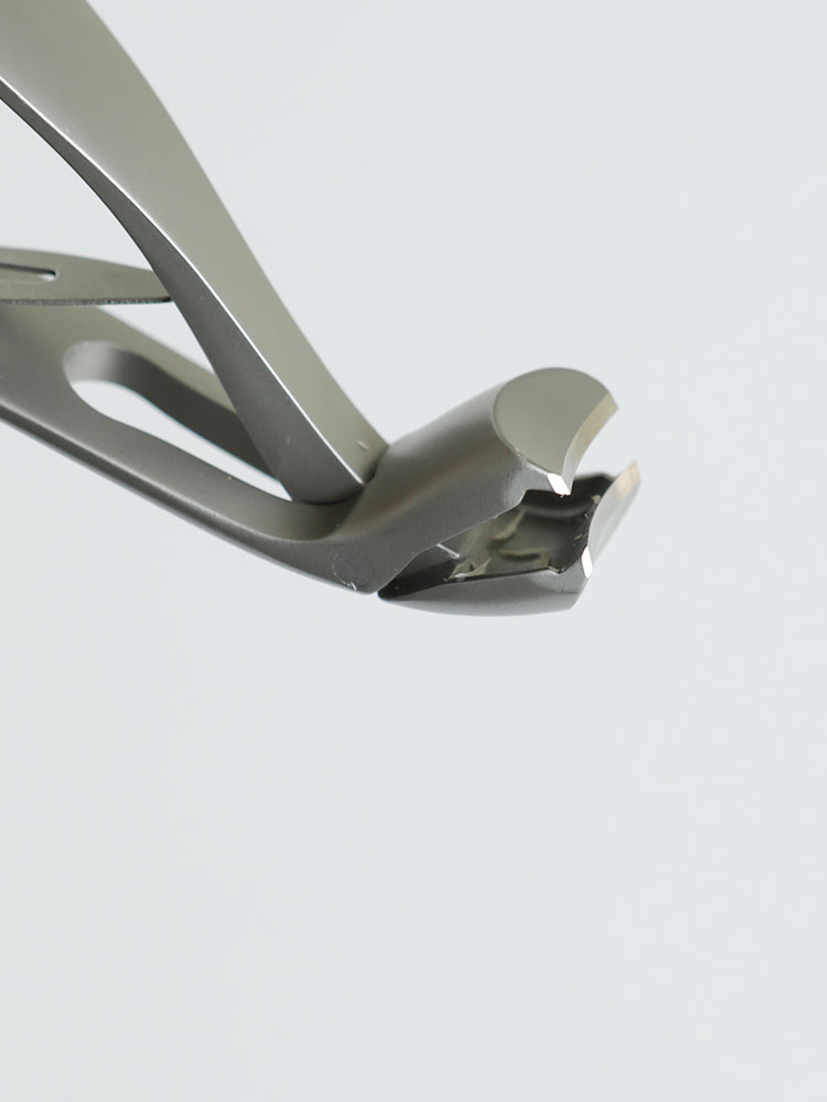 Curved Anti-Splash Nail Clippers